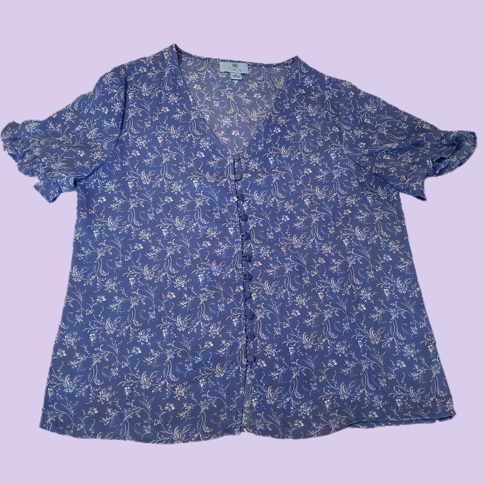 Flowy Floral blouse!